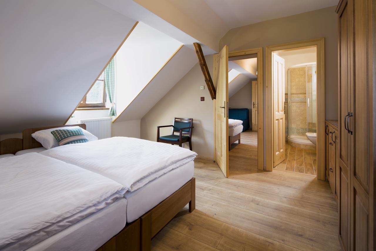 Wellness Hotel Florián České Žleby Stožec Kültér fotó